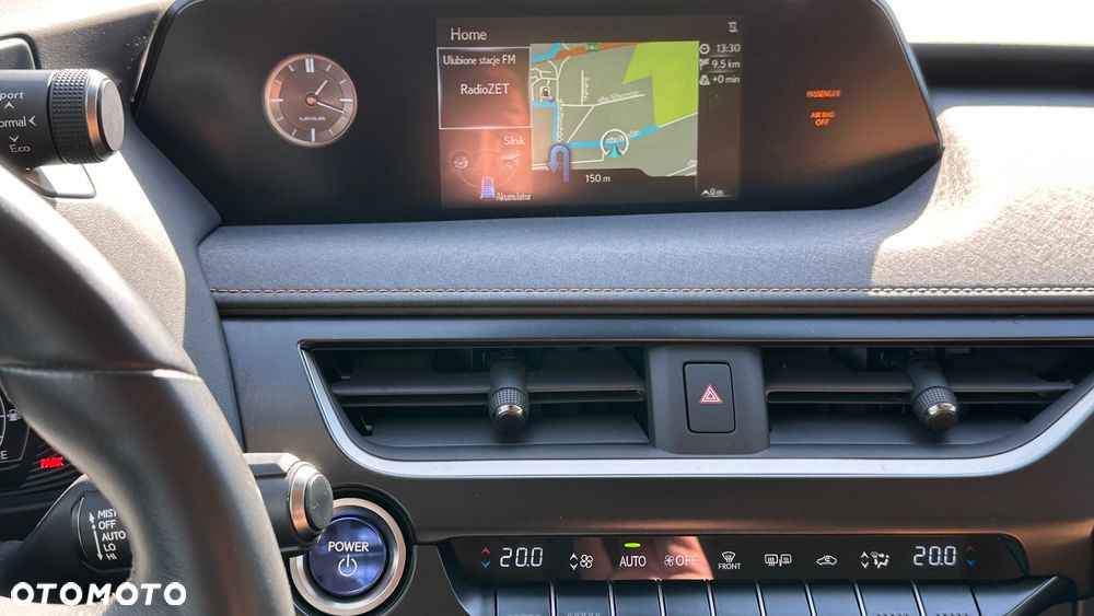 Lexus UX 250h GPF Prestige AWD - 30