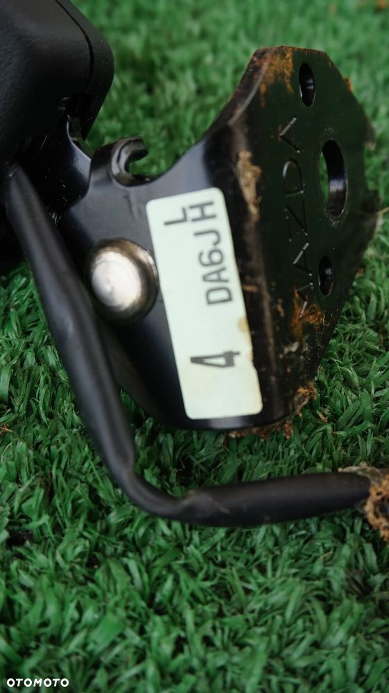 Mazda CX-3 zapinka zapinki pasow bezpieczenstwa tyl tylne - 2