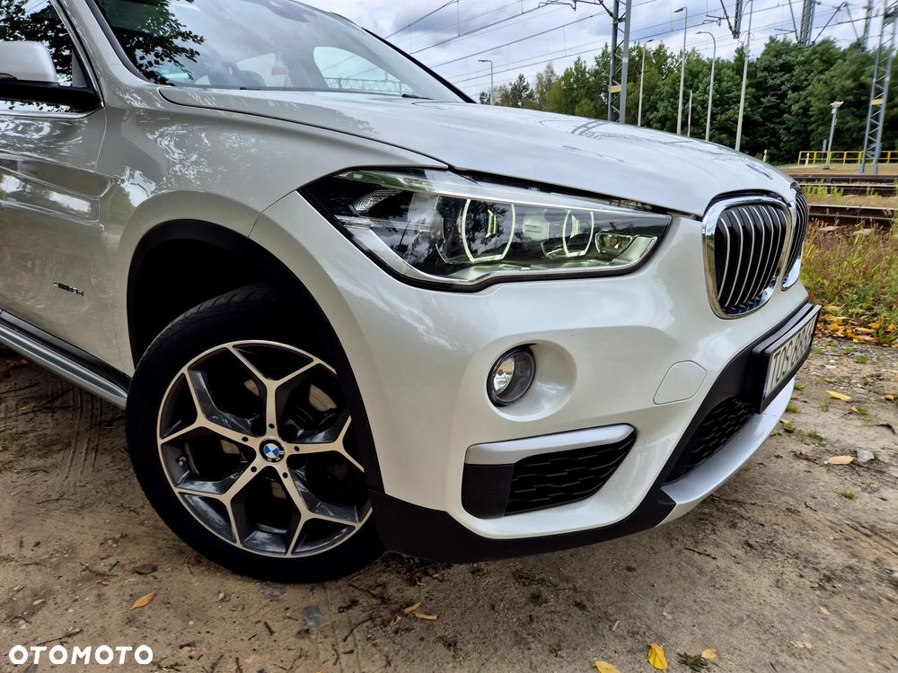 BMW X1 sDrive18d xLine - 27