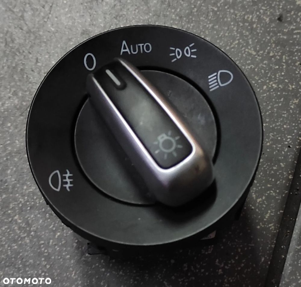 PRZEŁĄCZNIK ŚWIATEŁ VOLKSWAGEN PASSAT B7 3C8941431