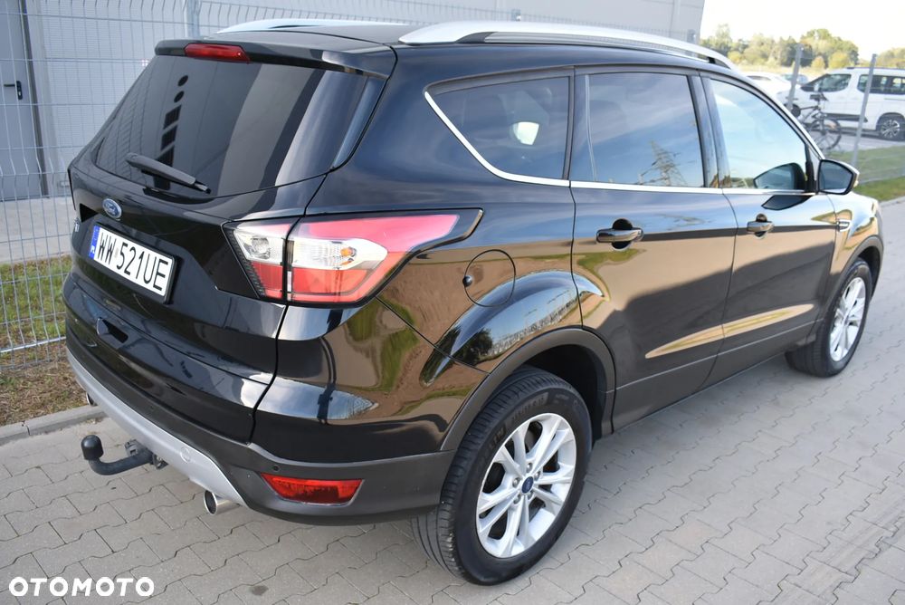 Ford Kuga 2.0 TDCi 2x4 Titanium - 5