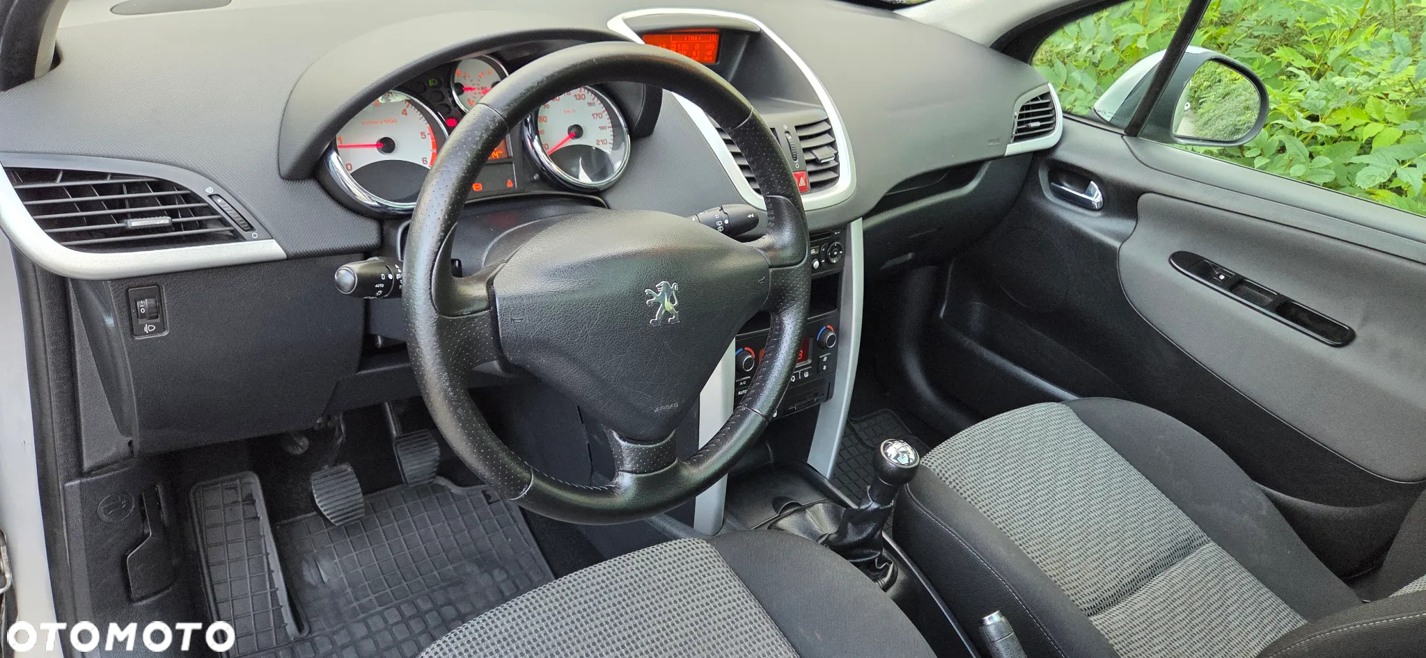 Peugeot 207 1.6 HDi Tendance - 27