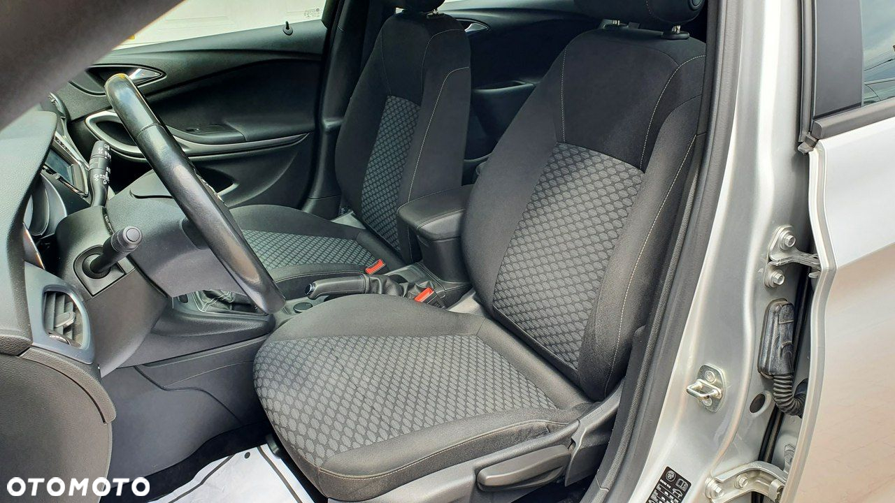Opel Astra - 17