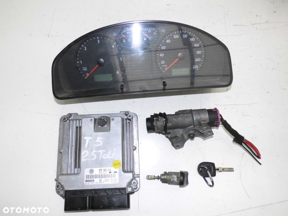 Volkswagen T5 2,5 TDI sterownik 0281010732 - 1