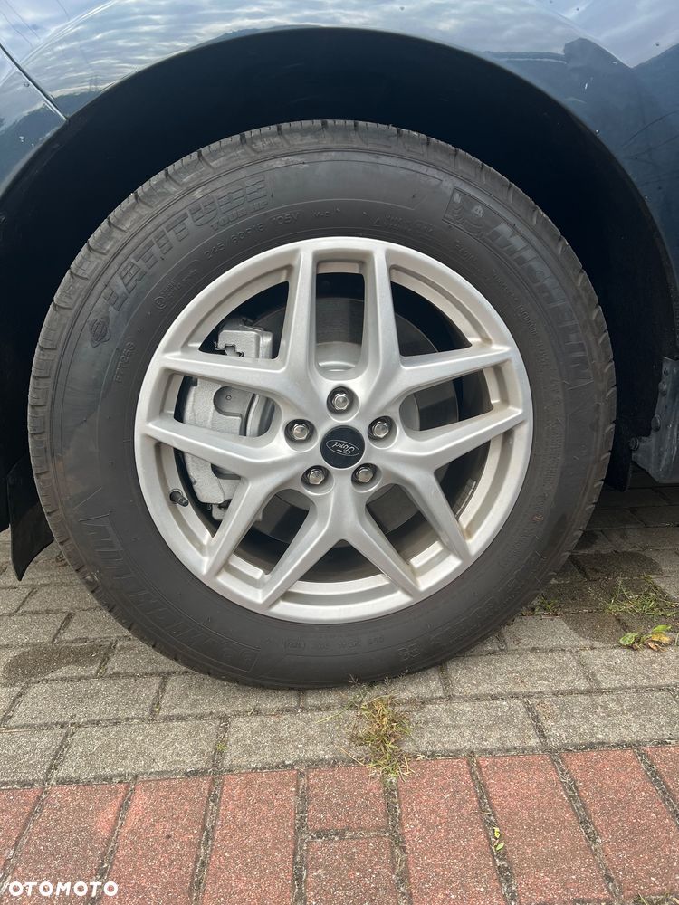 Ford Edge - 10