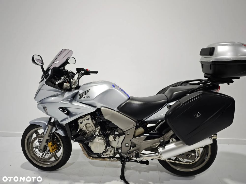 Honda CBF - 22