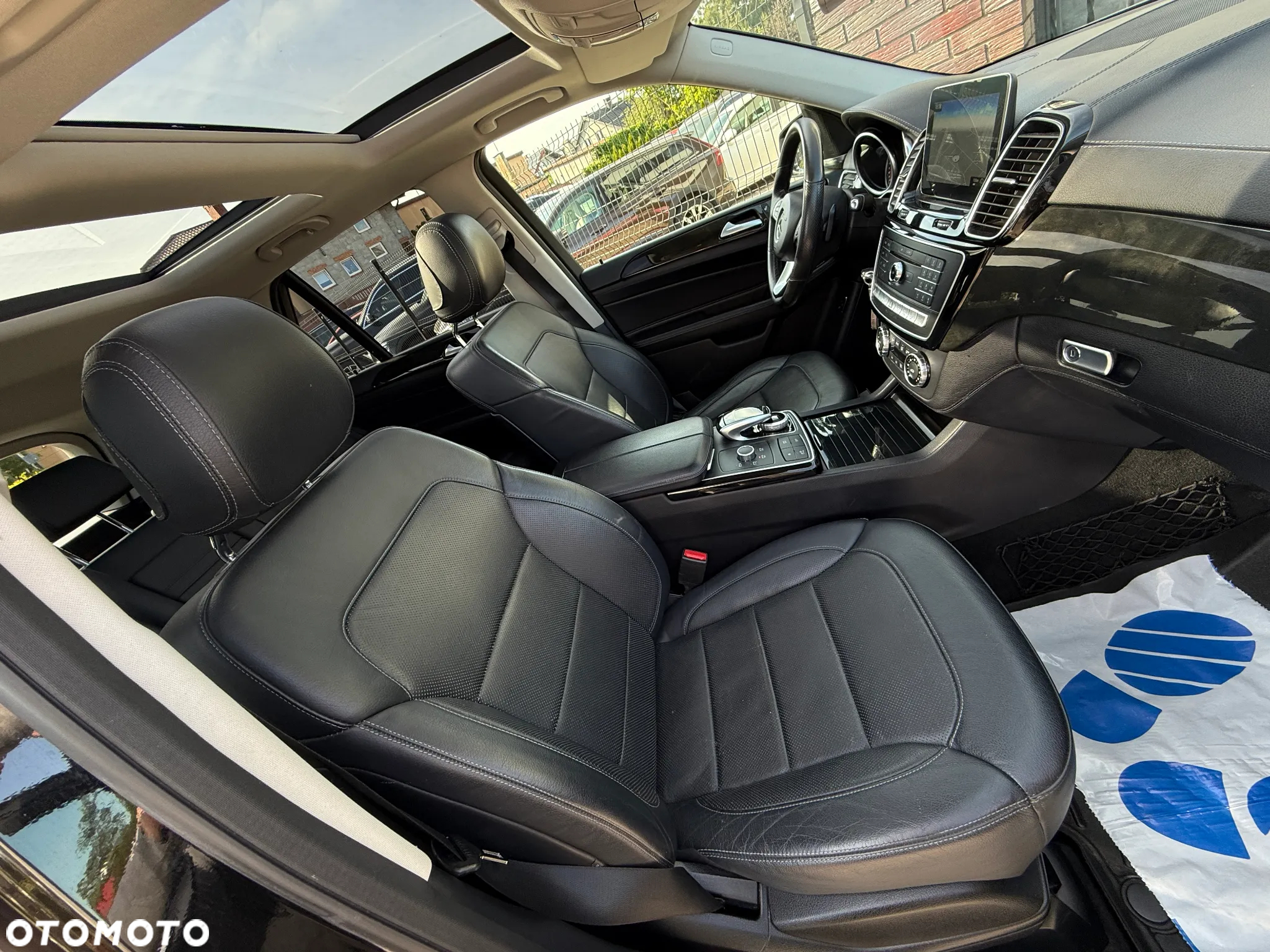 Mercedes-Benz GLE 350 d 4-Matic - 14