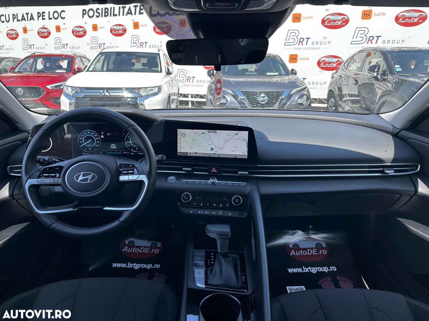 Hyundai Elantra - 8