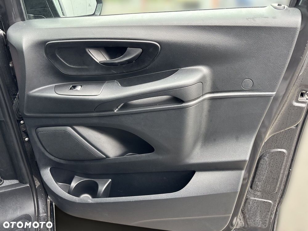 Mercedes-Benz Vito - 21