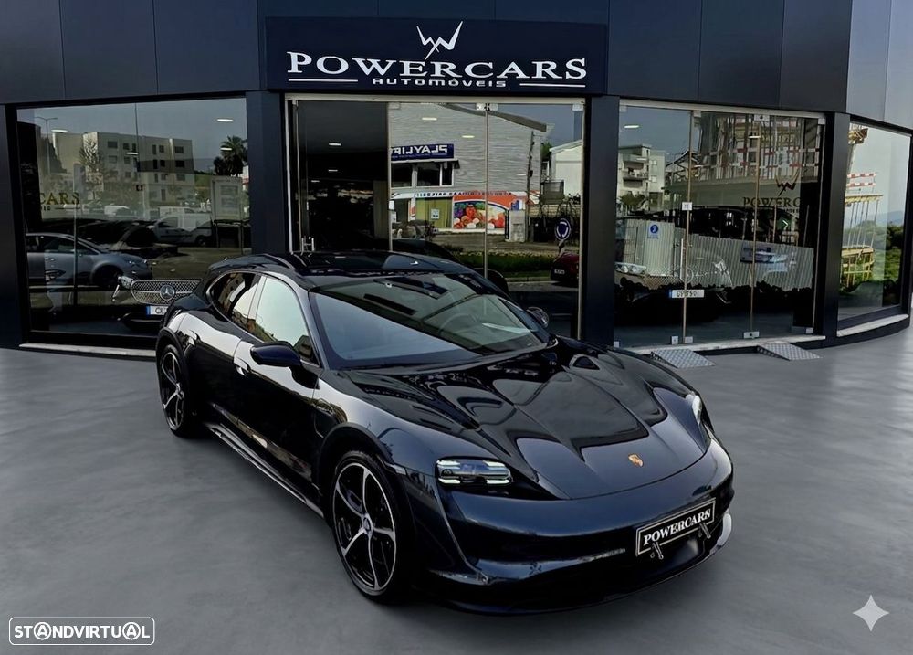 Porsche Taycan Cross Turismo 4 - 11