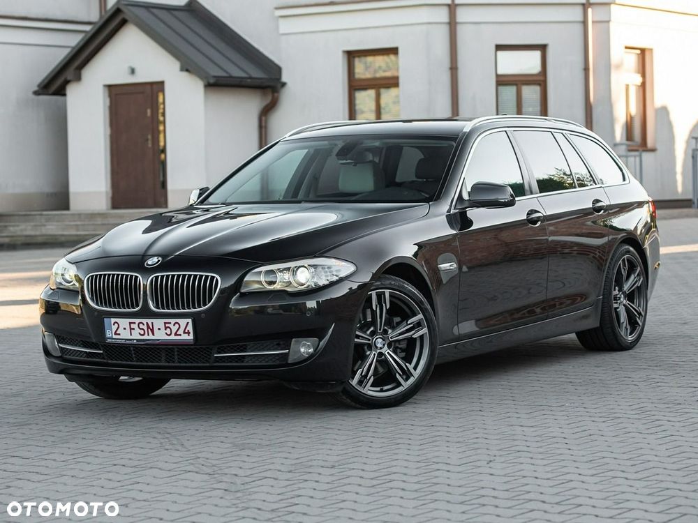 BMW Seria 5 520d Luxury Line - 12