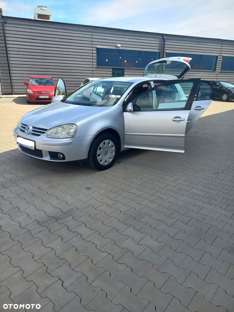 Volkswagen Golf 1.6 United - 17