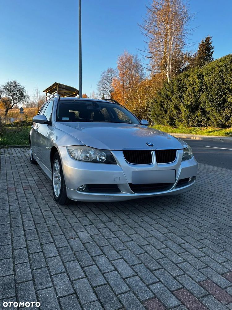 BMW Seria 3 318i - 15
