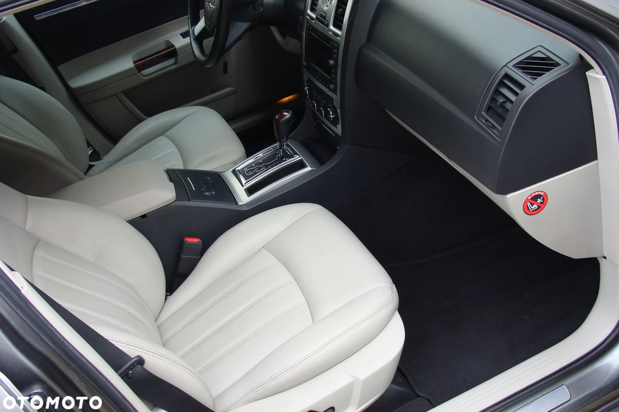 Chrysler 300C 3.0 V6 CRD - 6