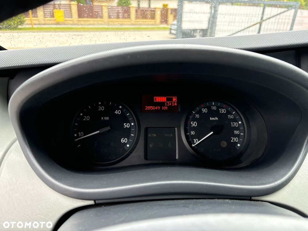 Renault Trafic - 12