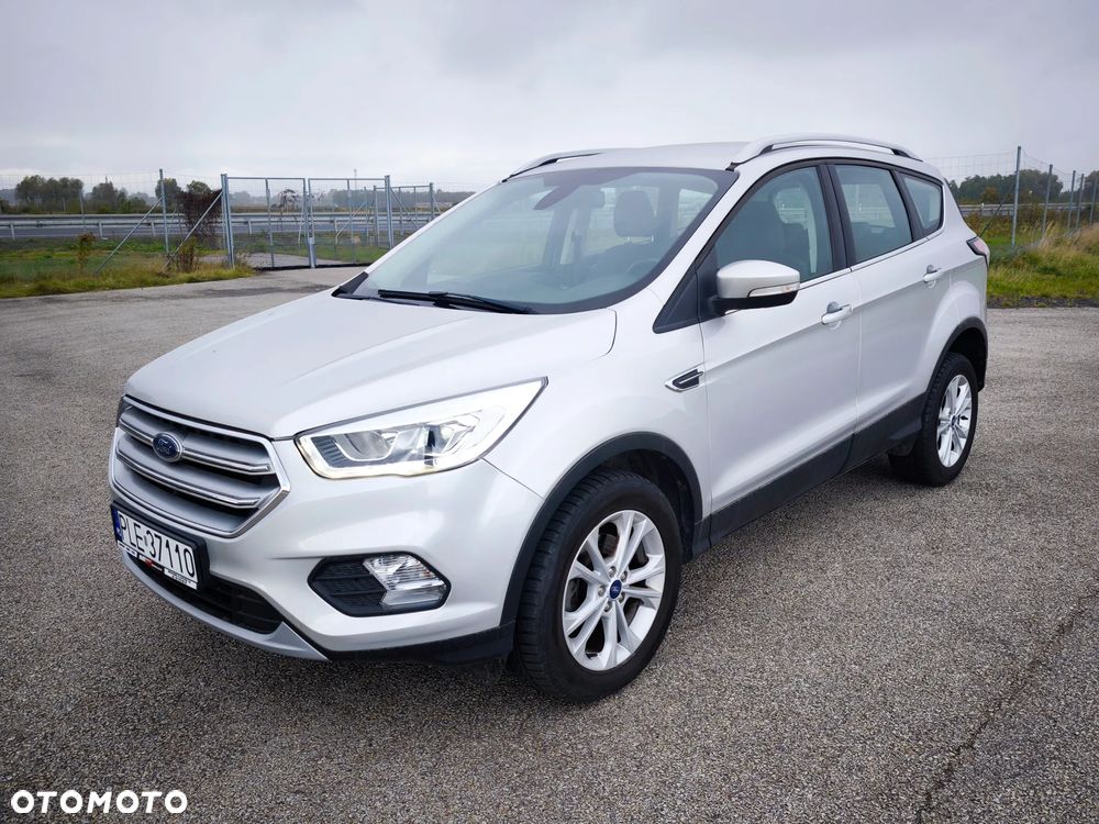 Ford Kuga 1.5 EcoBoost 2x4 Titanium - 1