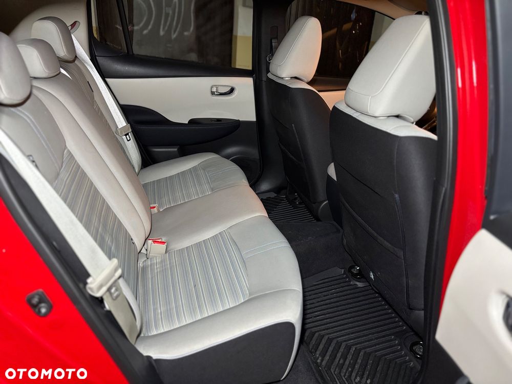 Nissan Leaf 40 kWh ACENTA - 11