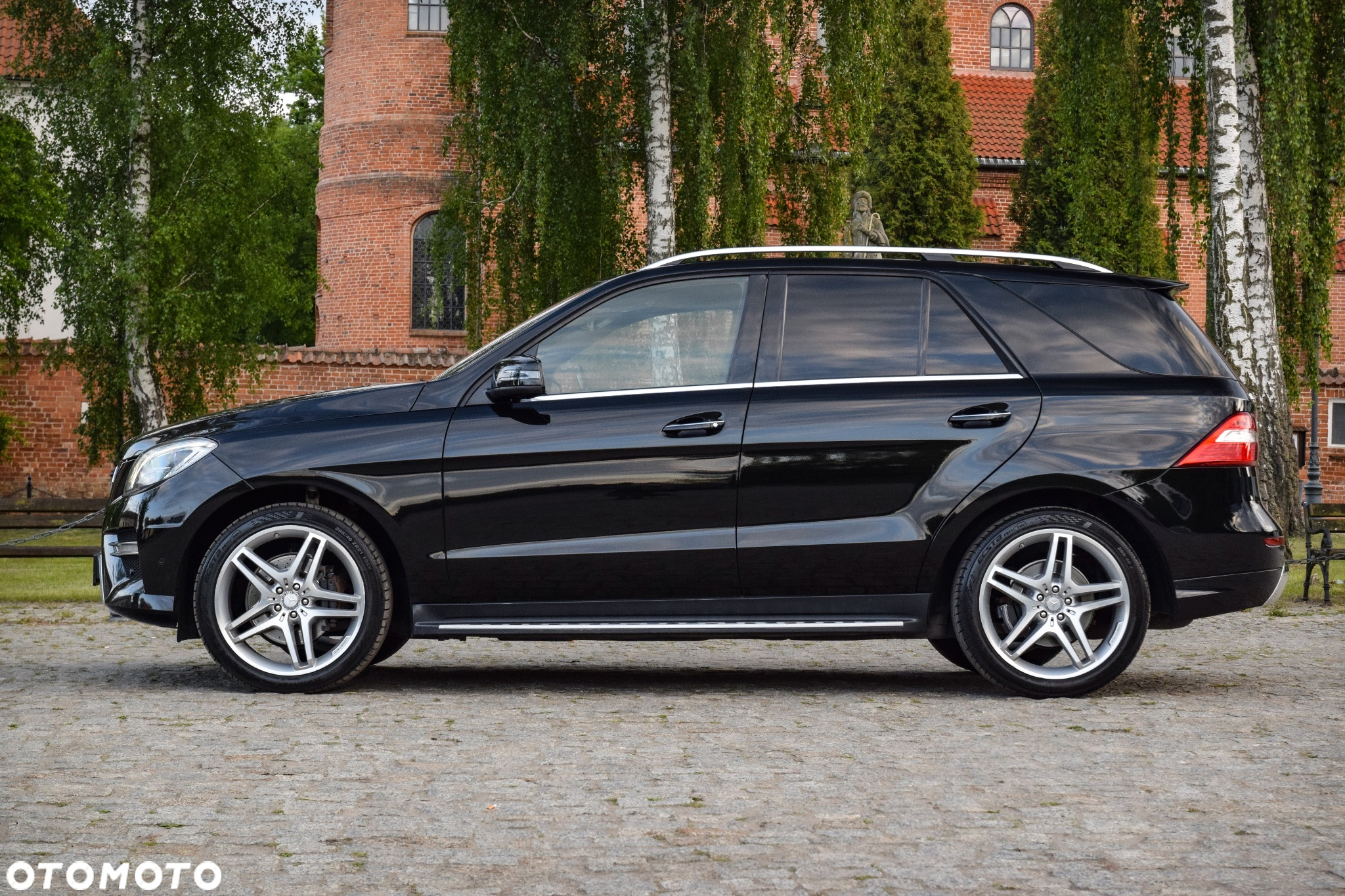 Mercedes-Benz ML 350 BlueTec 4-Matic - 7