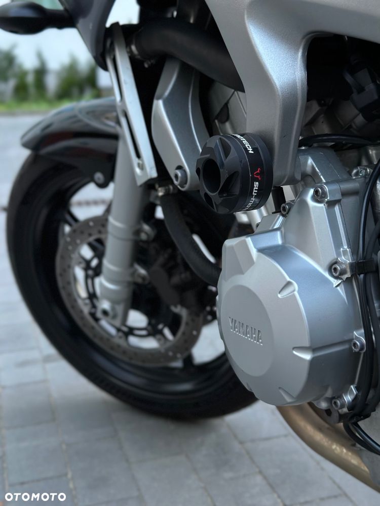 Yamaha FZ6 - 9