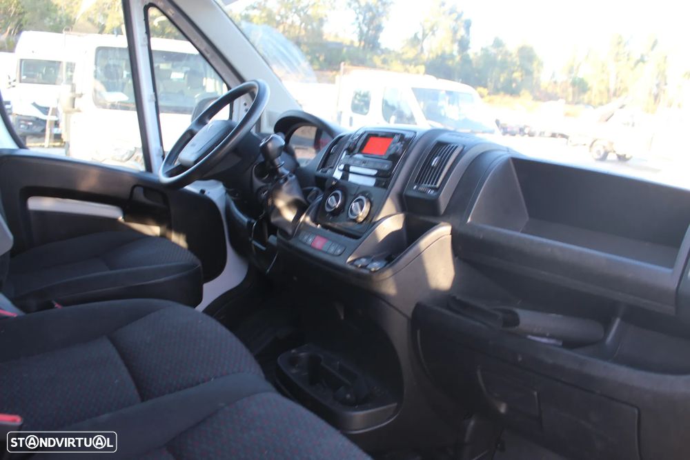 Peugeot Boxer 2.2 BlueHdi // CONTENTOR // 165 CV - 10