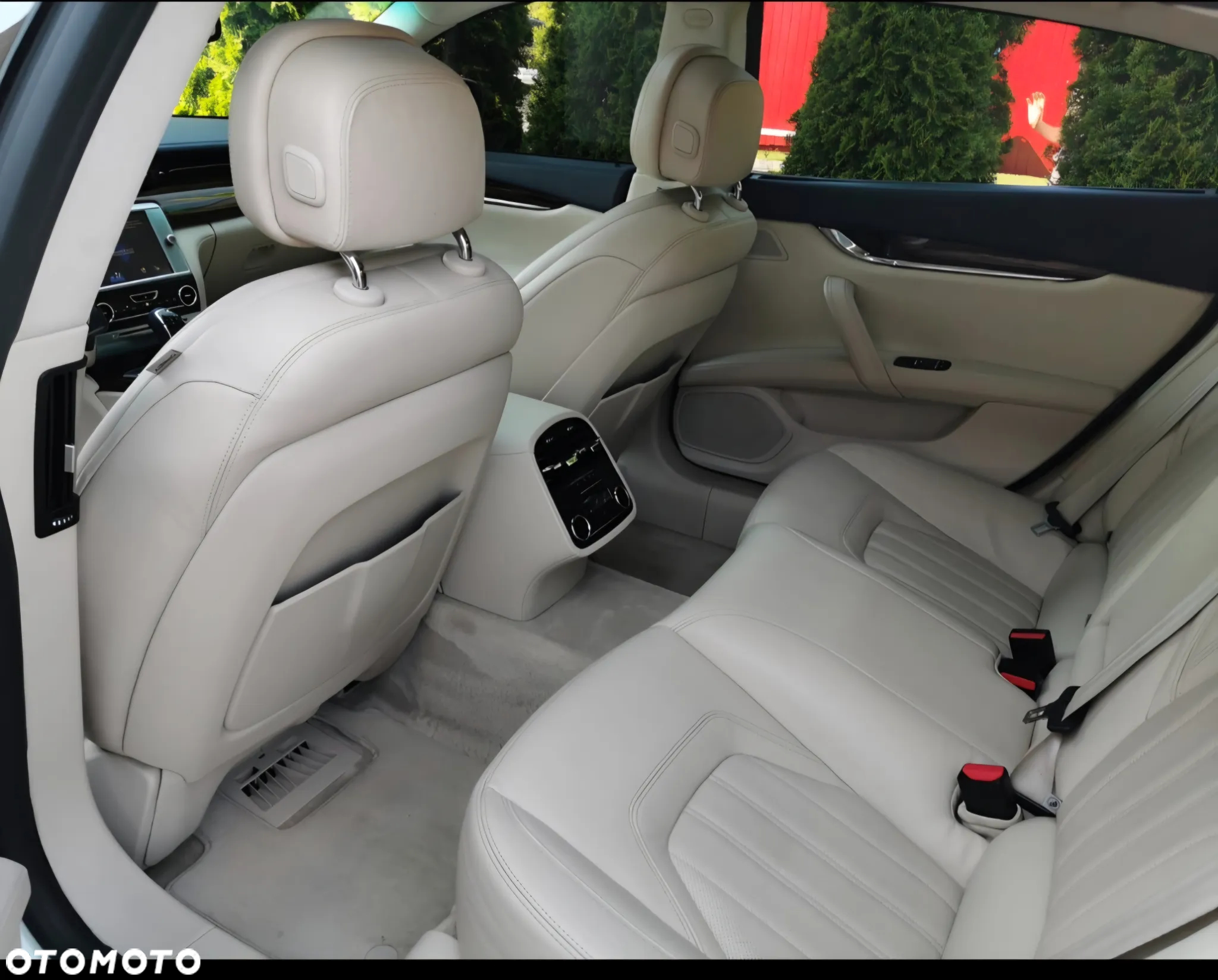 Maserati Quattroporte GTS - 12