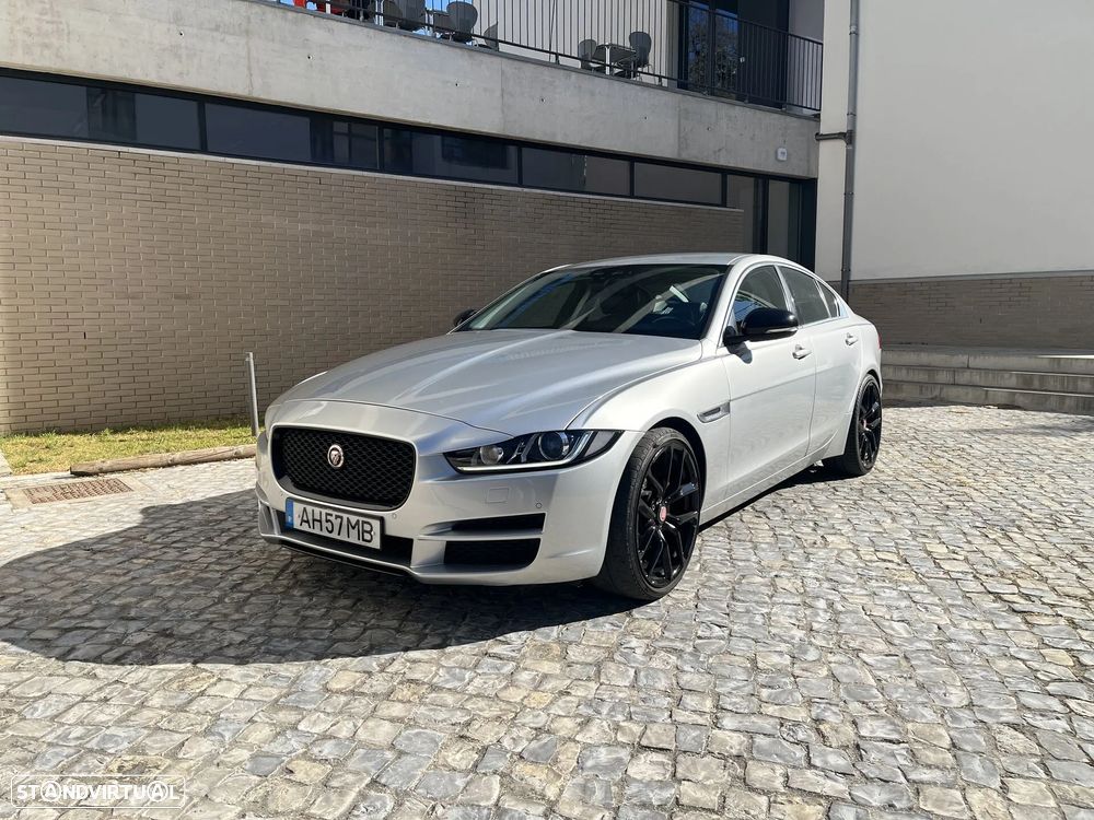 Jaguar XE 20d Portfolio - 2