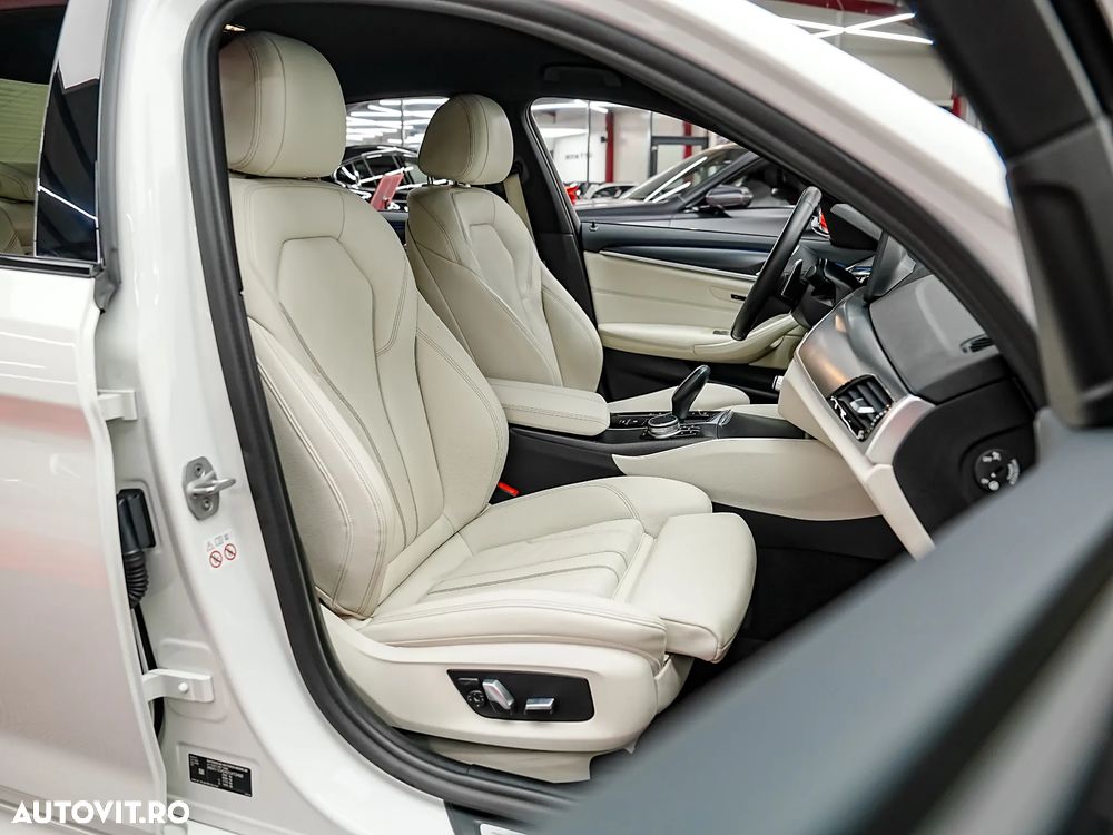 BMW Seria 5 530e xDrive Aut. M Sport Edition - 6