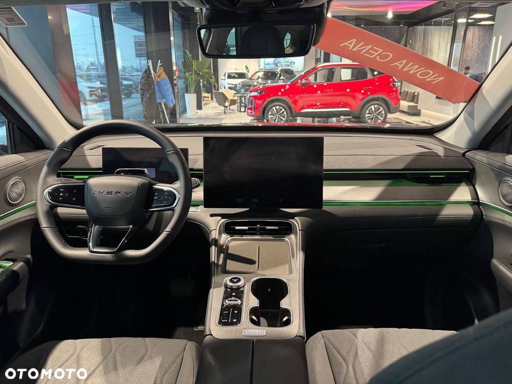 Chery Tiggo 8 1.6 T-GDI Comfort DCT - 8