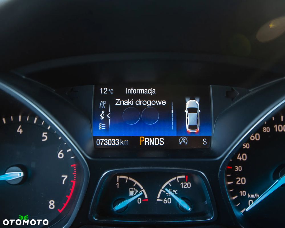 Ford Kuga 2.0 EcoBoost 4x4 Vignale - 29