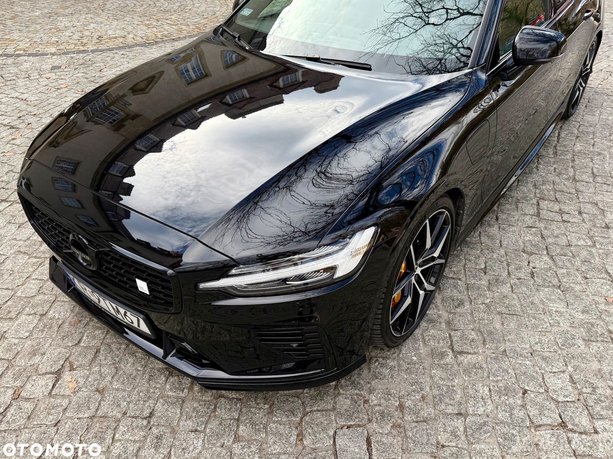 Volvo S60 T8 AWD Plug-In Hybrid Polestar Engineered - 4