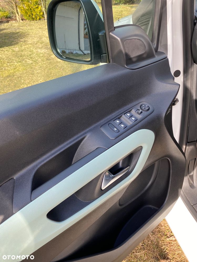 Citroën Berlingo M BlueHDi 130 EAT8 SHINE - 26