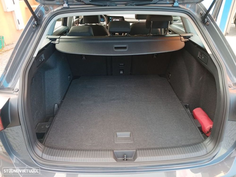 VW Golf Variant 2.0 TDi Life - 24