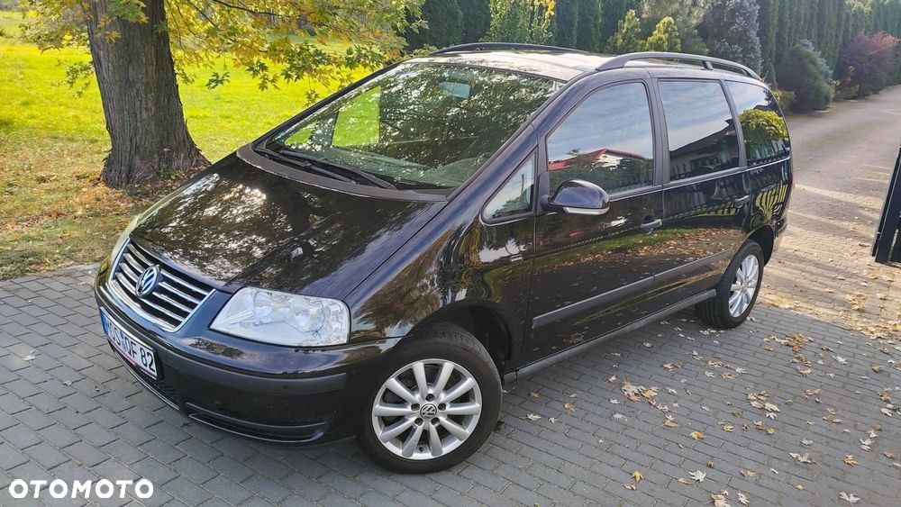 Volkswagen Sharan 2006 photo 2