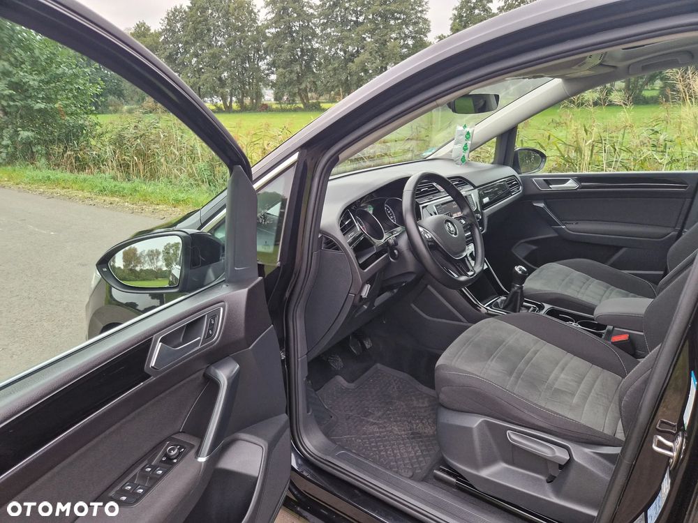 Volkswagen Touran 2.0 TDI BMT Highline - 13