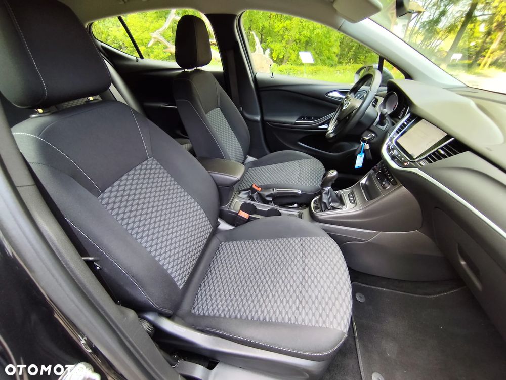 Opel Astra 1.4 Turbo Dynamic - 22