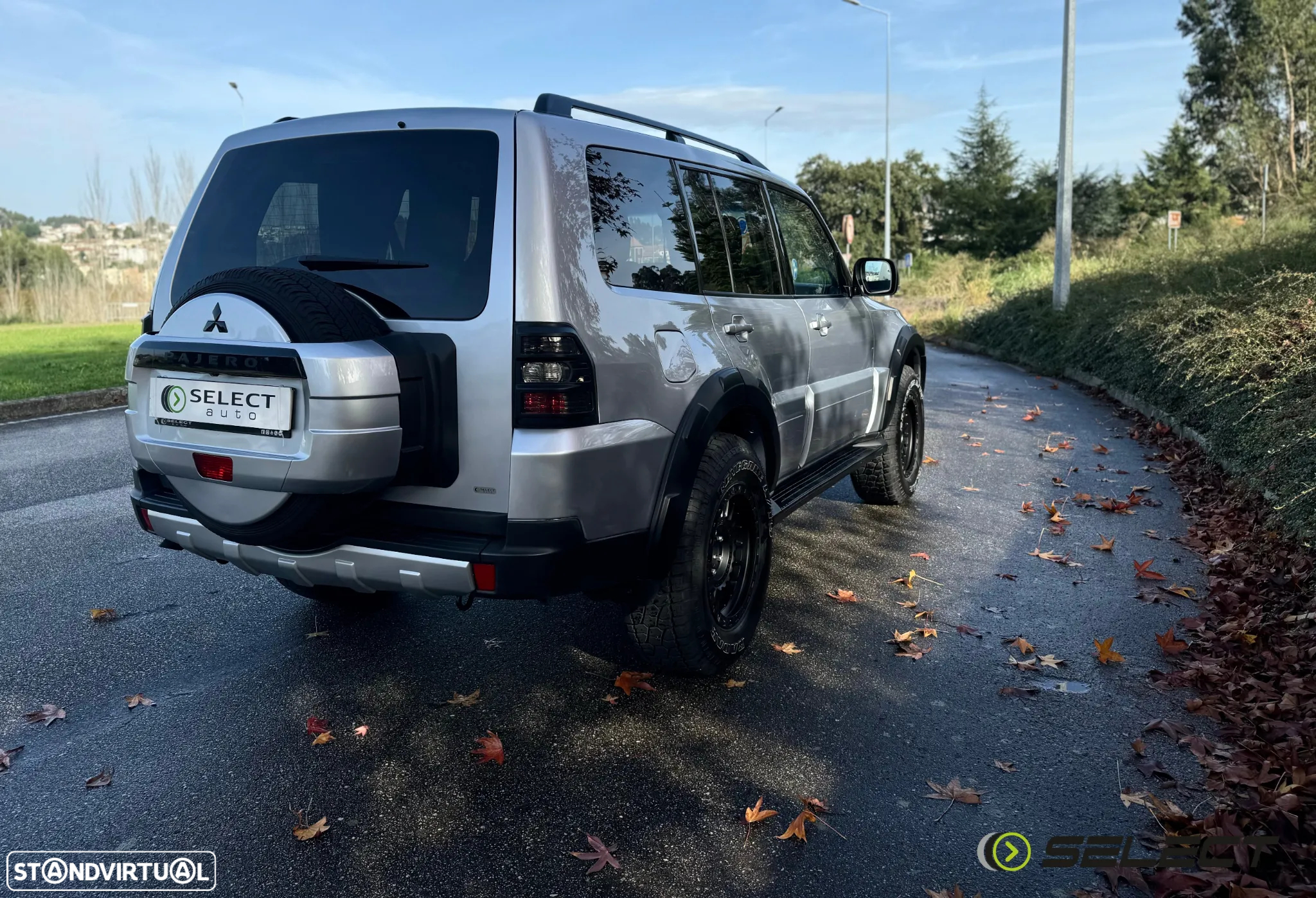 Mitsubishi Pajero 3.2 DI-D Intense CA - 17