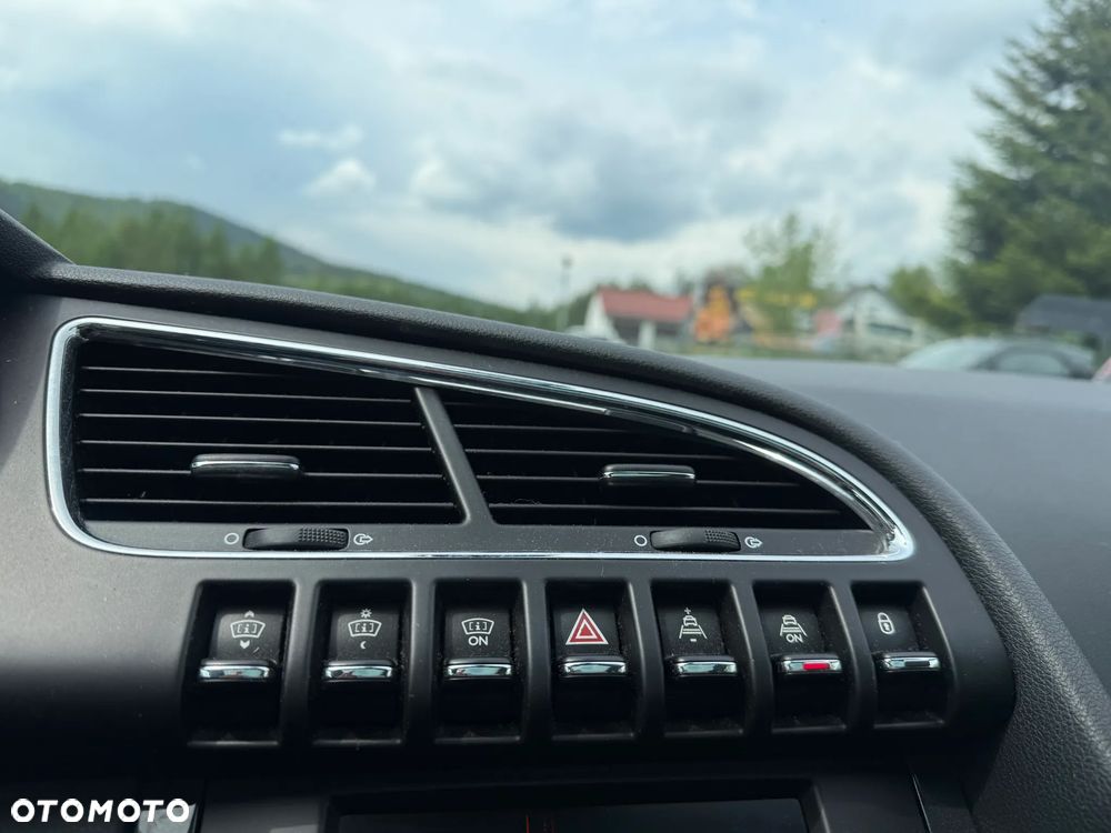 Peugeot 3008 HDi FAP 110 Platinum - 14