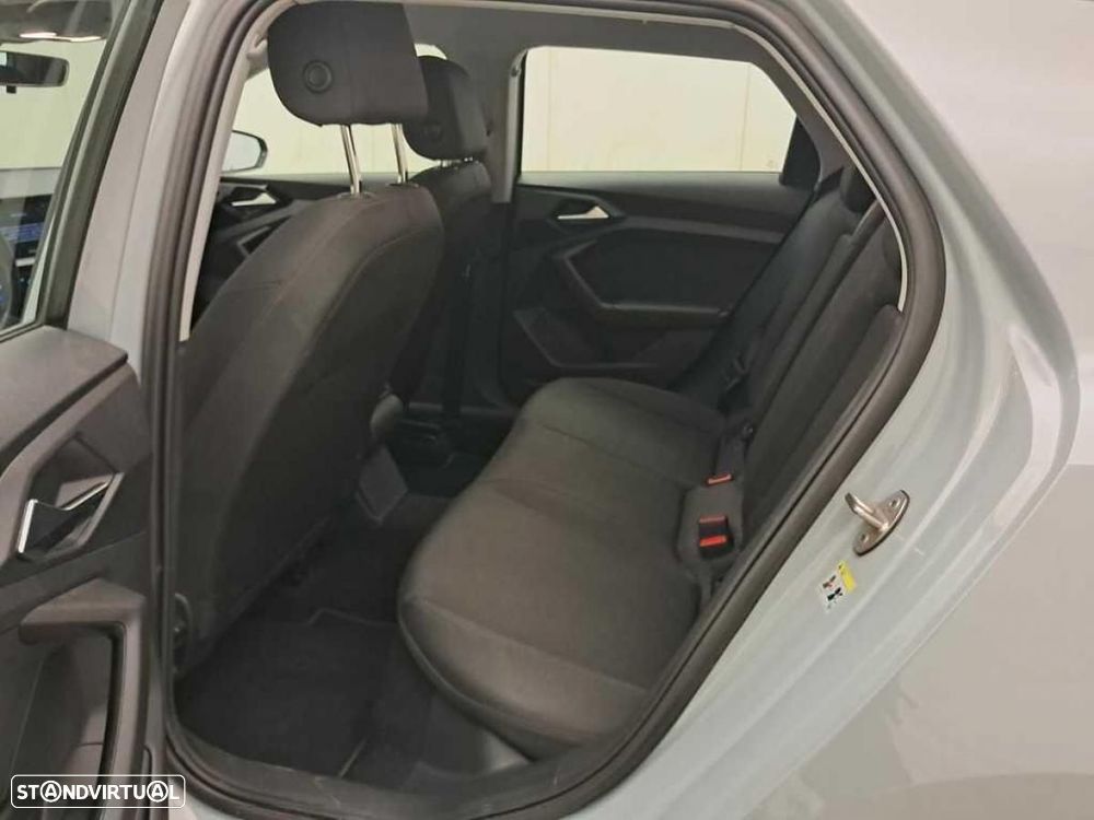 Audi A1 Sportback 1.0 TFSI S tronic - 5