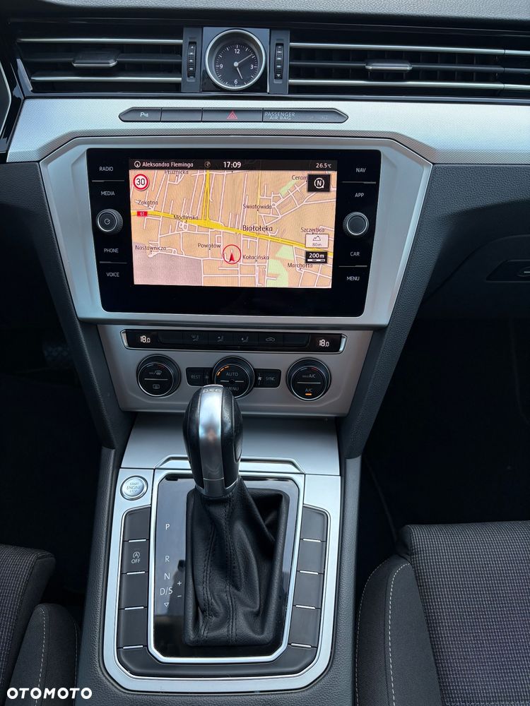 Volkswagen Passat Variant 1.5 TSI EVO Comfortline DSG - 14