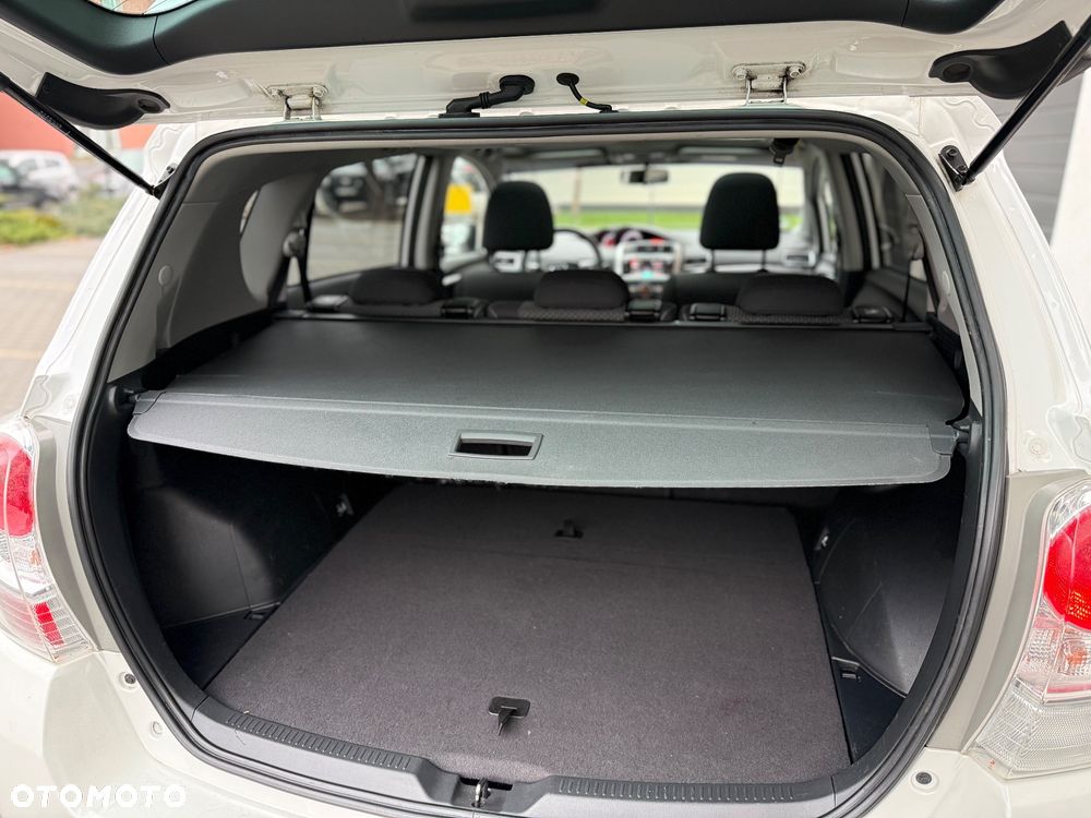 Toyota Verso 1.6 Sol - 17