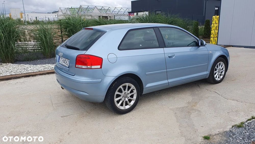 Audi A3 3-drzwiowe 1.6 Ambiente - 3