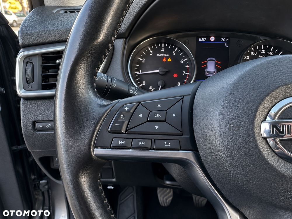 Nissan Qashqai 1.3 DIG-T Tekna - 13