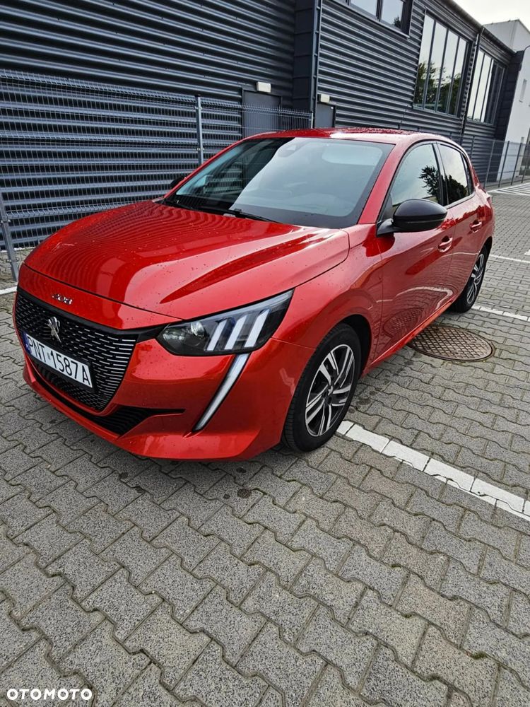 Peugeot 208 - 1