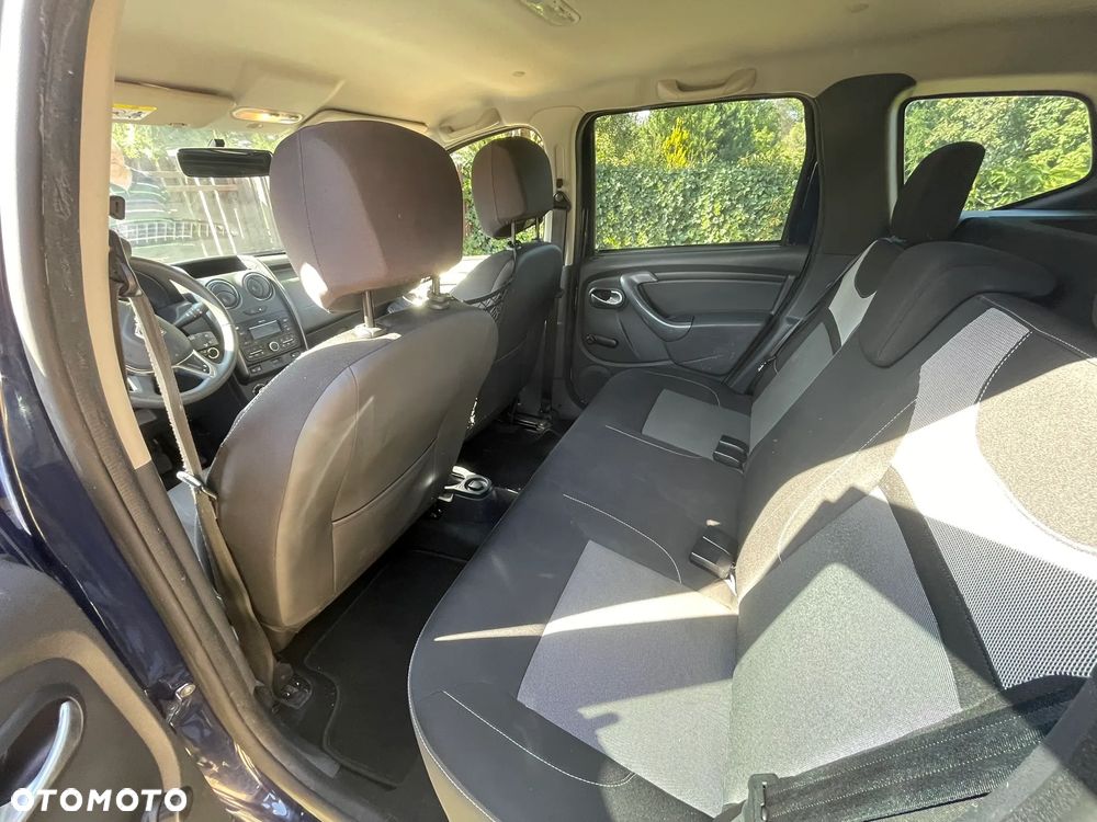 Dacia Duster 1.5 dCi Laureate 4x4 - 11