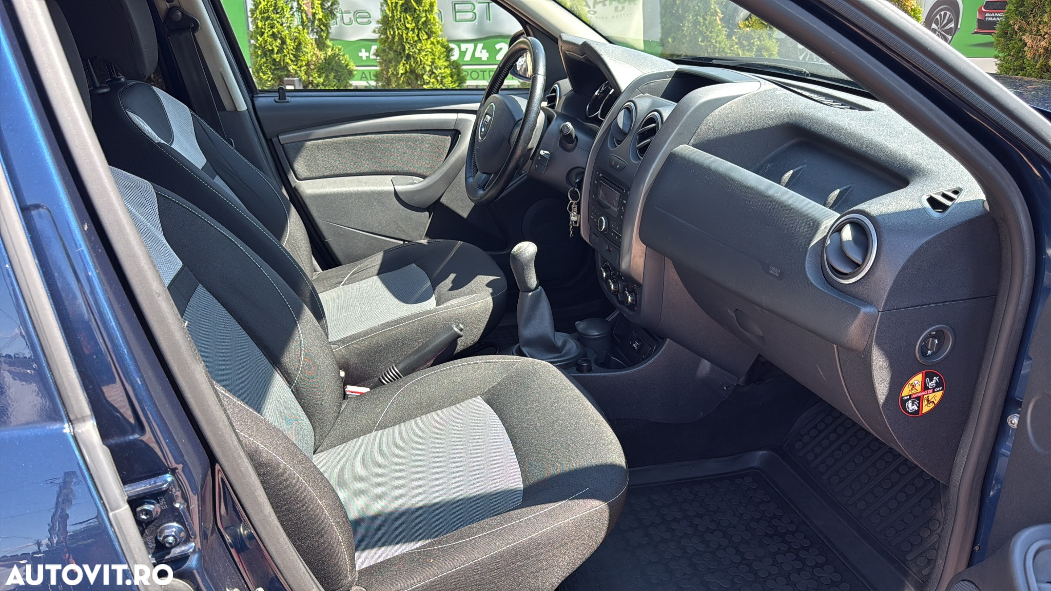 Dacia Duster 1.6 4x2 Laureate - 7