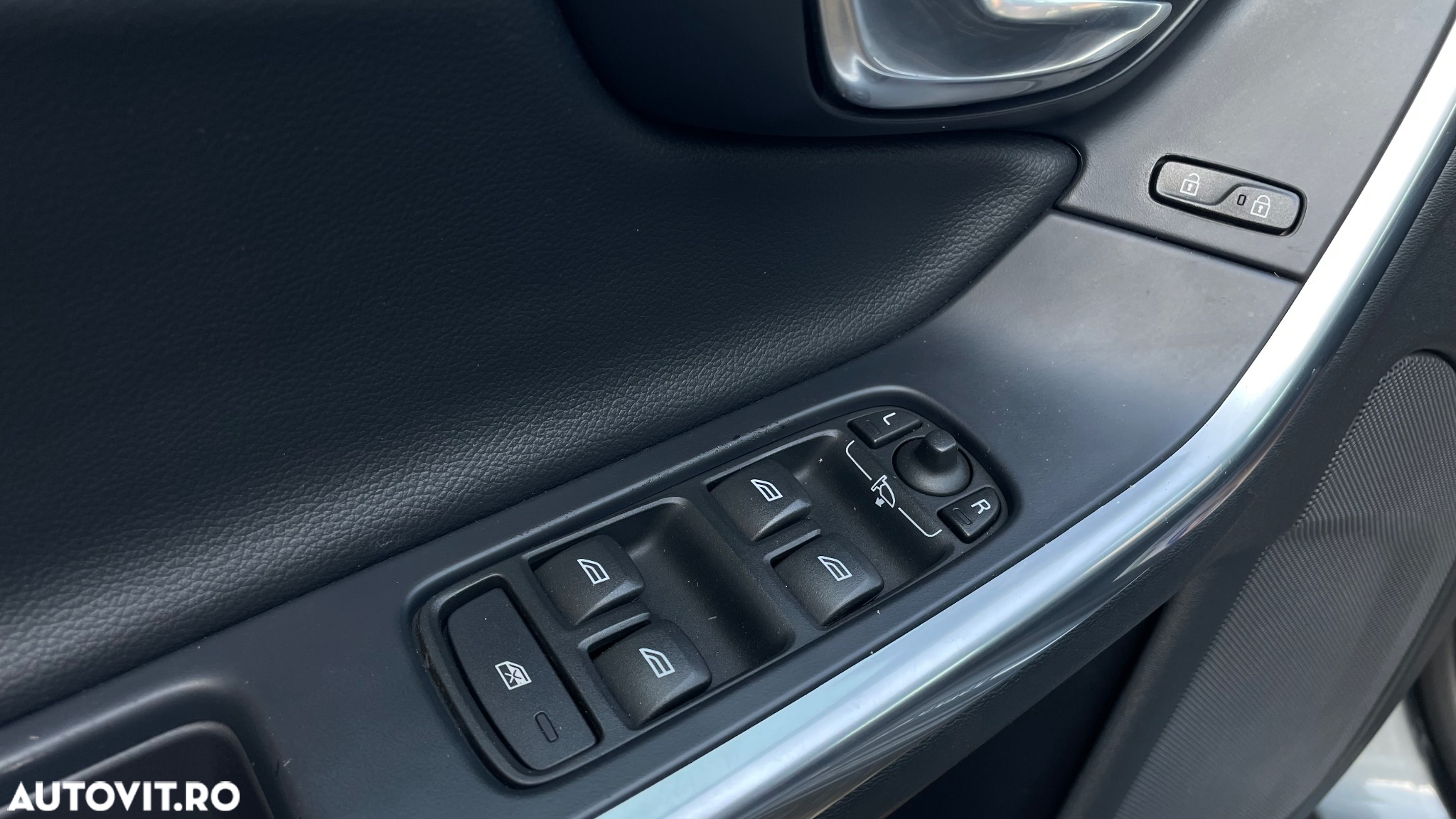 Volvo S60 D2 Geartronic Momentum - 13