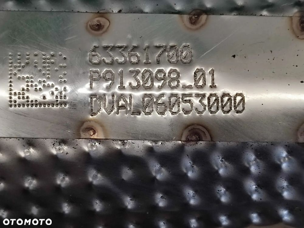 Kolano wydechu 63361700 Valtra N123 - 9