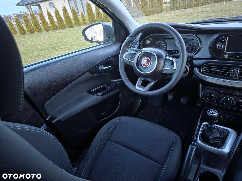Fiat Tipo 1.4 16V More - 31