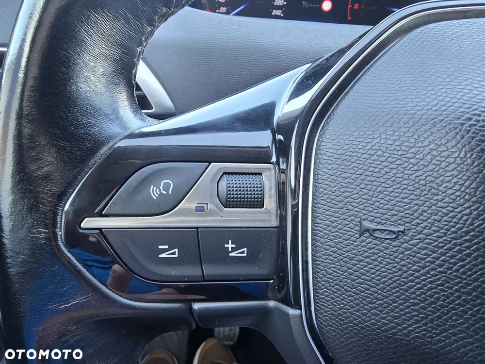 Peugeot 3008 BlueHDi 120 Stop & Start Allure - 21