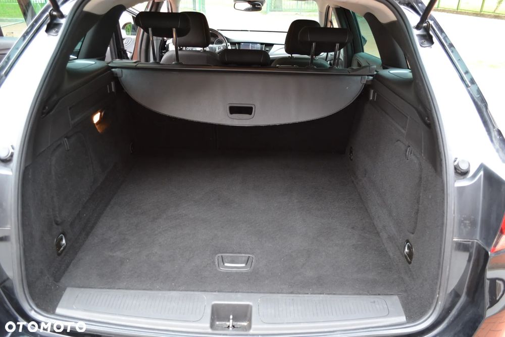 Opel Astra 1.6 CDTI Elite S&S - 19